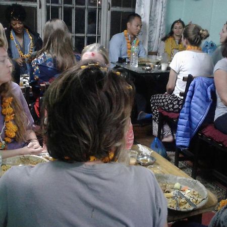 Pradhan House - Home Stay With Garden Bhaktapur Ngoại thất bức ảnh