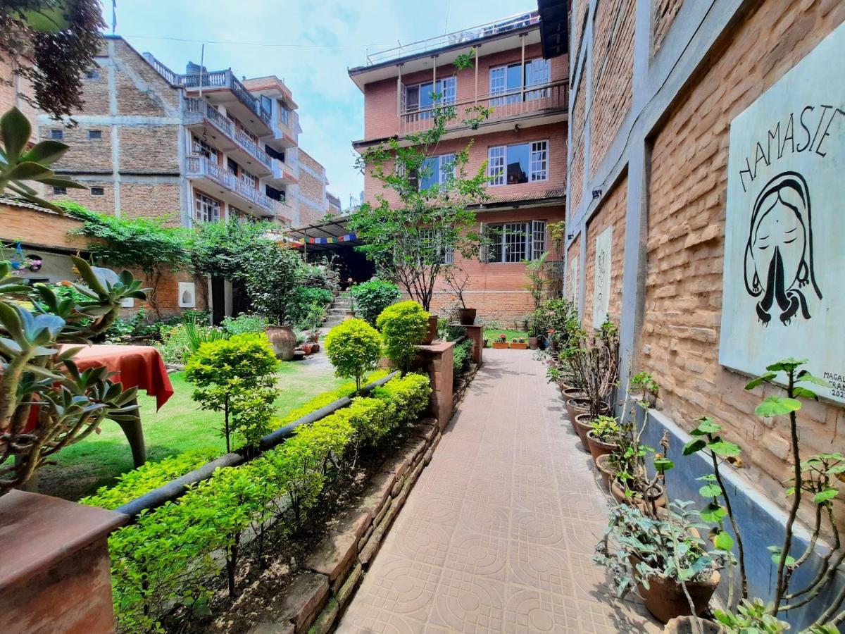 Pradhan House - Home Stay With Garden Bhaktapur Ngoại thất bức ảnh