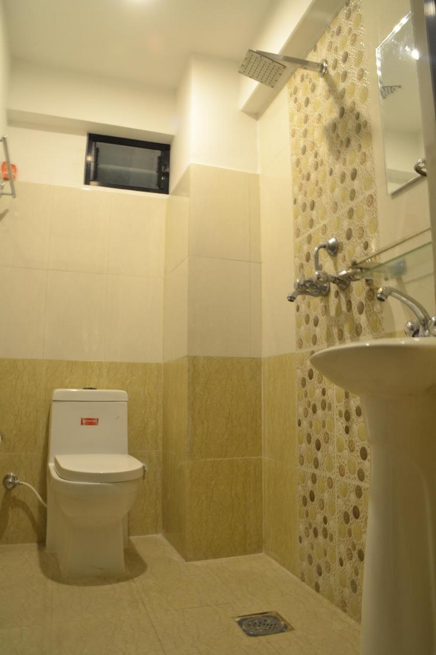 Pradhan House - Home Stay With Garden Bhaktapur Ngoại thất bức ảnh