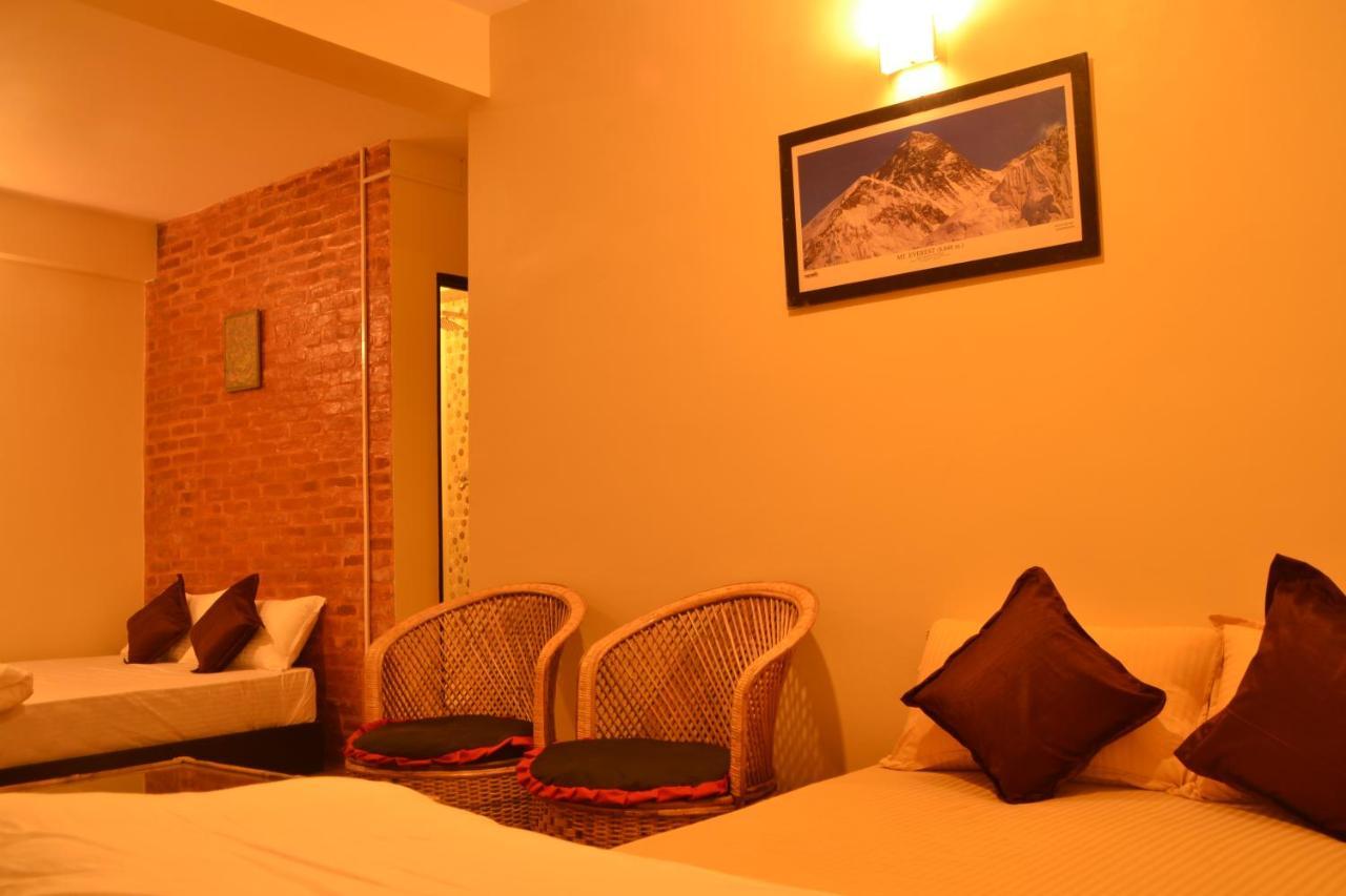 Pradhan House - Home Stay With Garden Bhaktapur Ngoại thất bức ảnh